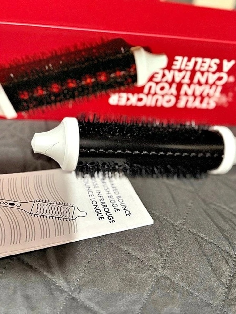 Bondi Boost Long Barrel Infrared Thermal Bounce Brush Biggie Black & White